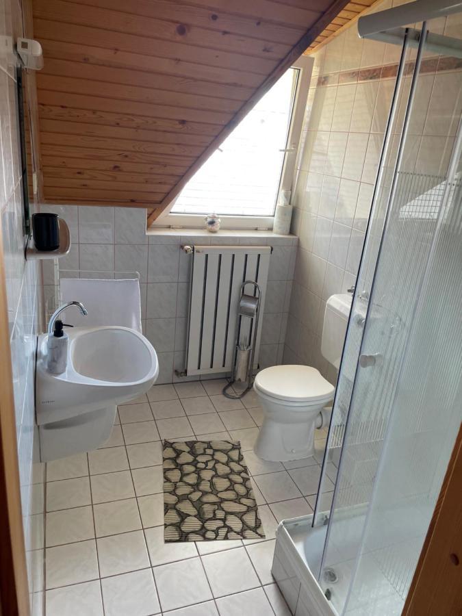 Esther Apartman Gyenesdias Luaran gambar