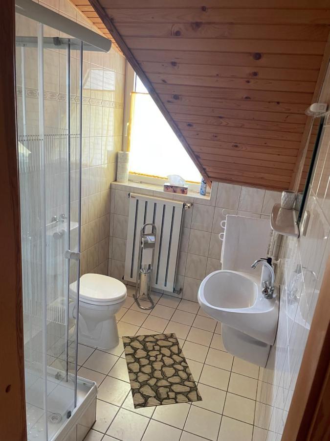 Esther Apartman Gyenesdias Luaran gambar